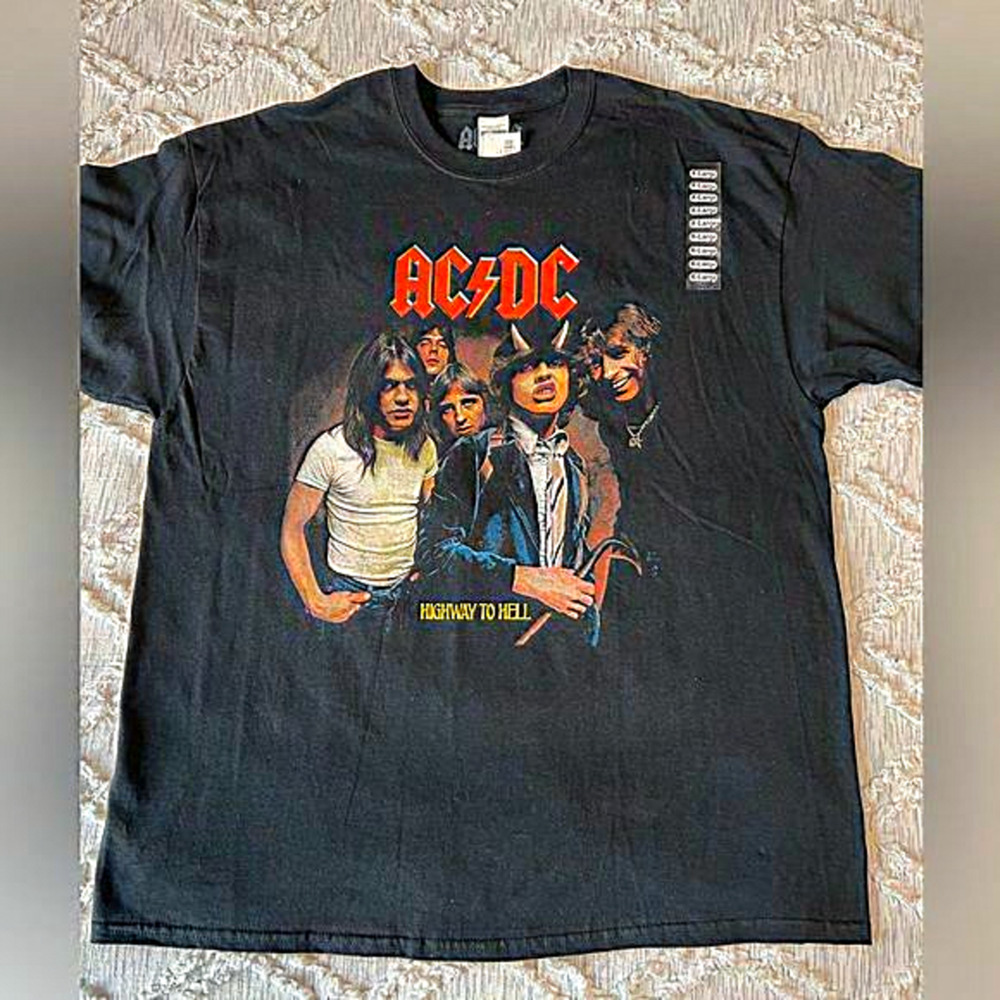 AC⚡️DC Highway To‎ Hell Tee Shirt Unisex Size XL